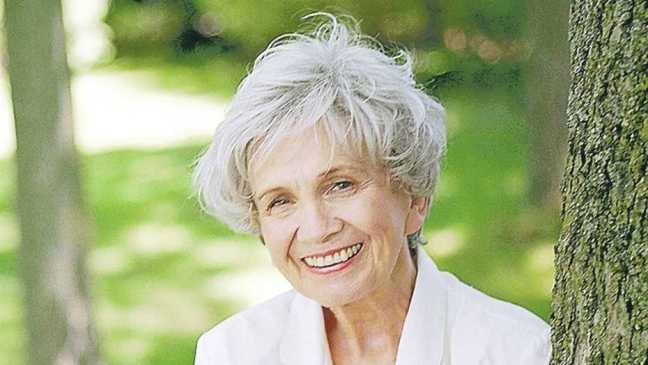 Reseña Alice Munro a través del espejo